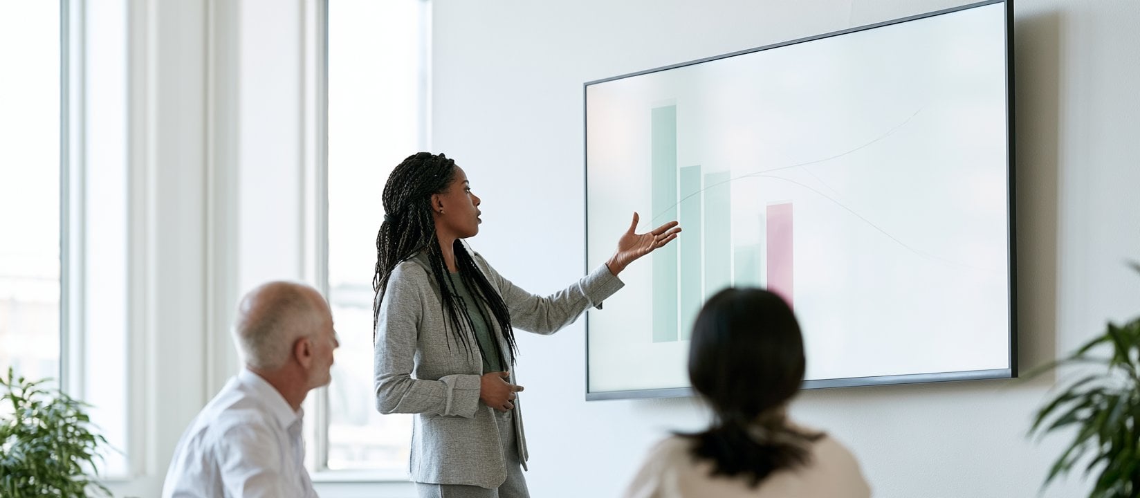 Woman gives presentaion on